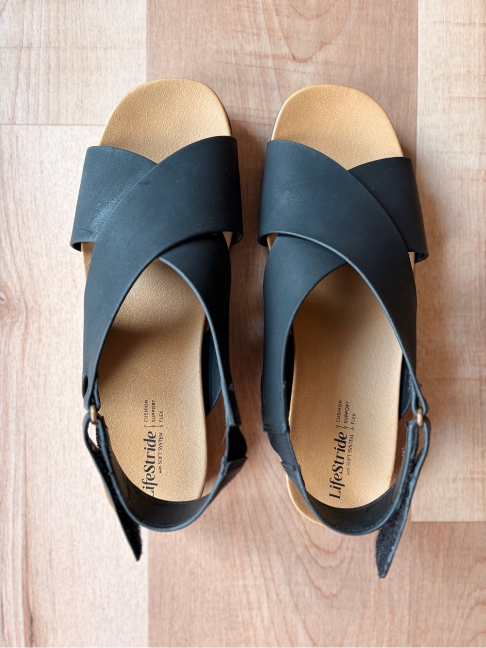LifeStride Georgina Black Crisscross Slingback Sandals with Tan Footbed Size 9